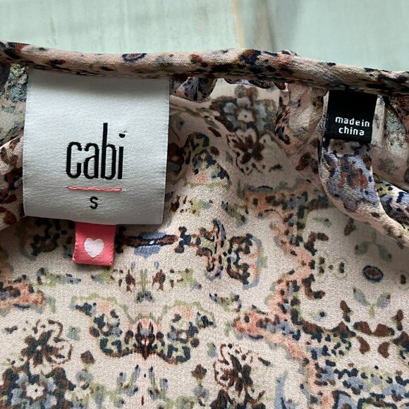 CAbi Sienna 5028 Peasant Blouse Floral Chiffon Relaxed Fit Tan Pink Size Small - Picture 6 of 6